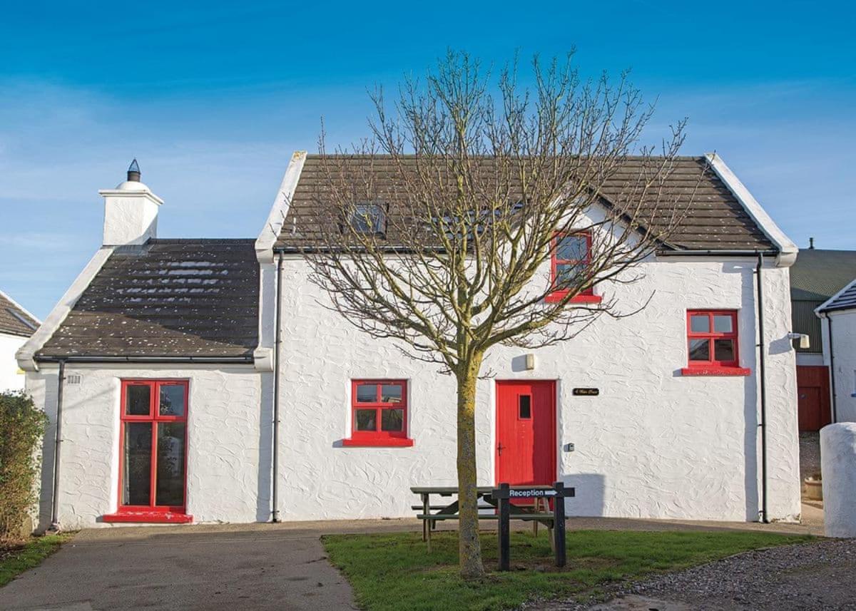 Ballylinny Holiday Cottages Bushmills Buitenkant foto